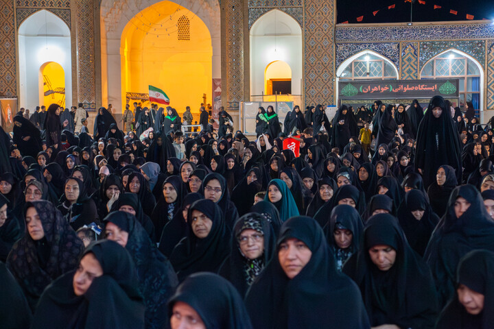 تصاویر/ مراسم عزاداری در مسجد تاریخی مَلِک شهر کرمان به همراه سخنرانی حجت‌الاسلام رفیعی