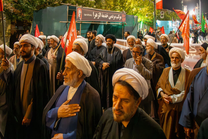 تصاویر  | دسته عزاداری و خون‌خواهی علمای زنجان در ایام سوگواری و اسارت آل‌الله، خون‌خواهی امام شهید و تجدید بیعت با رهبر معظم انقلاب