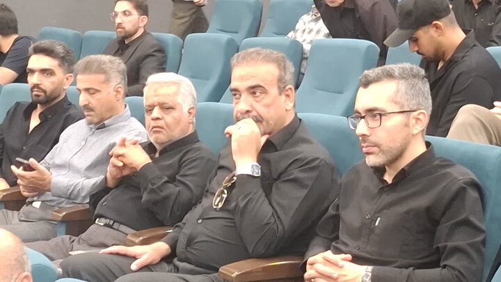 تصاویر/ چهارمین همایش تکریم پیرغلامان حسینی کاشان و مجلس بزرگداشت قائد شهید امت