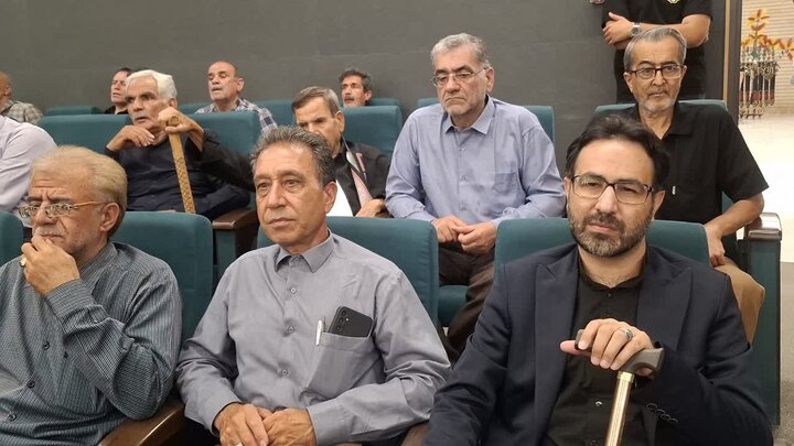 تصاویر/ چهارمین همایش تکریم پیرغلامان حسینی کاشان و مجلس بزرگداشت قائد شهید امت