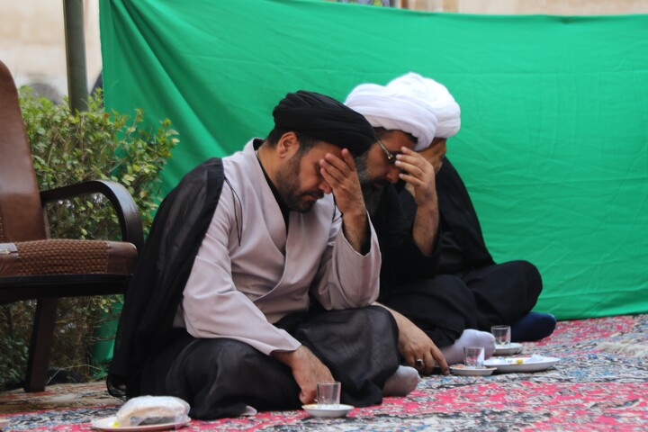 تصاویر/ اولین روز از مراسم گرامیداشت رهبر شهید امت در حوزه علمیه استان یزد