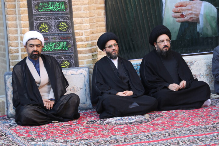 تصاویر/ اولین روز از مراسم گرامیداشت رهبر شهید امت در حوزه علمیه استان یزد