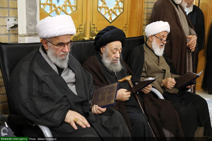 Photos/Unité des instances religieuses de Qom pour honorer la mémoire de l’Imam martyr
