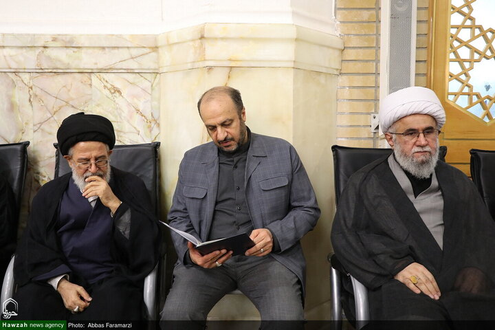 Photos/Unité des instances religieuses de Qom pour honorer la mémoire de l’Imam martyr