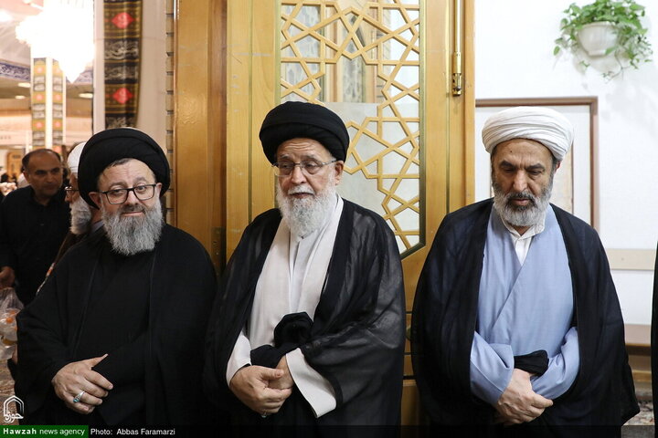 Photos/Unité des instances religieuses de Qom pour honorer la mémoire de l’Imam martyr