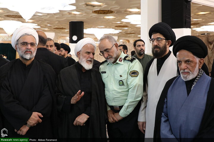 Photos/Unité des instances religieuses de Qom pour honorer la mémoire de l’Imam martyr