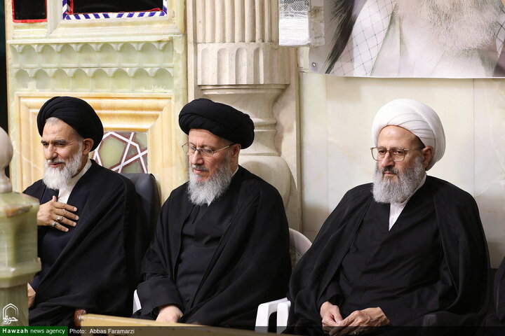 Photos/Unité des instances religieuses de Qom pour honorer la mémoire de l’Imam martyr