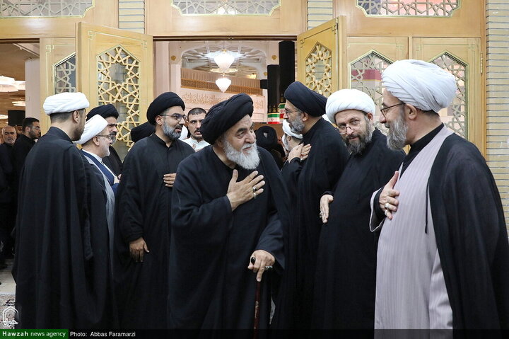 Photos/Unité des instances religieuses de Qom pour honorer la mémoire de l’Imam martyr