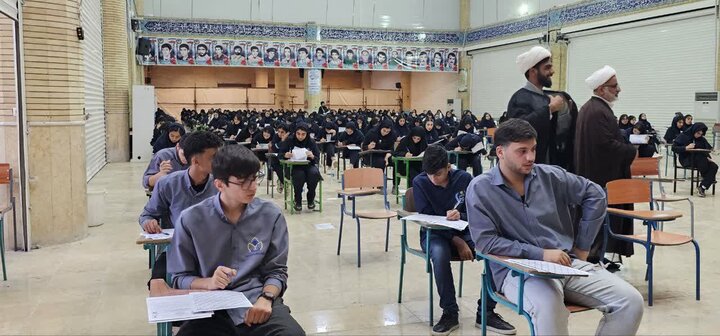 تصاویر/ بازدید امام جمعه کنگان از برگزاری امتحانات نهایی