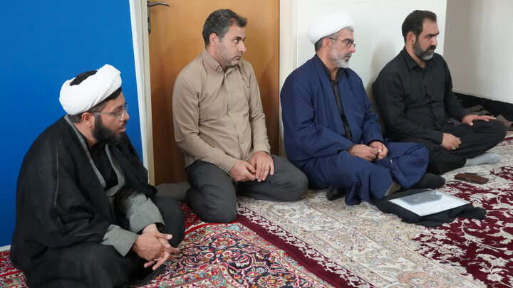 تصاویر/ نشست صمیمی مدیرکل تبلیغات اسلامی همدان با کارکنان خدوم و تلاشگر اداره تبلیغات اسلامی شهرستان اسدآباد