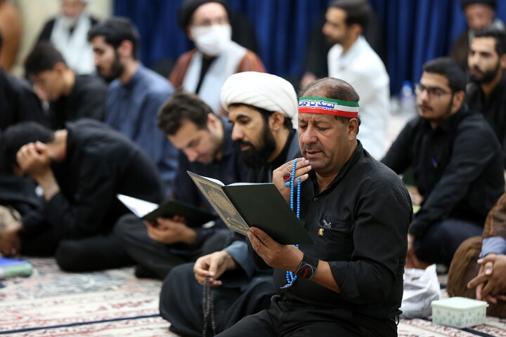 تصاویر/ مراسم بزرگداشت شهادت مظلومانه حضرت آیت‌الله العظمی امام سید علی خامنه‌ای در مرکز فقهی ائمه اطهار(ع)