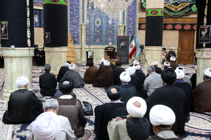 تصاویر/ مراسم بزرگداشت شهادت مظلومانه حضرت آیت‌الله العظمی امام سید علی خامنه‌ای در مرکز فقهی ائمه اطهار(ع)