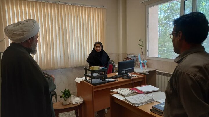 تصاویر/ حضورامام جمعه آران وبیدگل درجمع جوانان وکارکنان ادارات