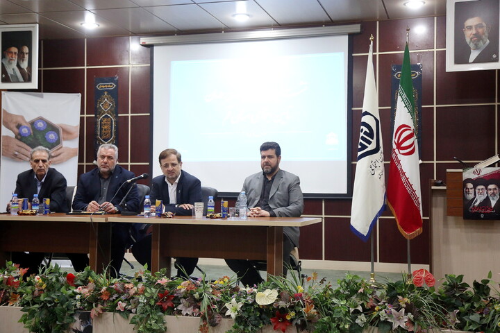 تصاویر/ نشست خبری مدیر کل و مدیر درمان تامین اجتماعی استان قم