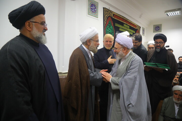 تصاویر / مجلس بزرگداشت قائد شهید امت حضرت آیت الله العظمی خامنه ای و شهدای خانواده ایشان (ره) توسط آیت‌الله العظمی جوادی آملی