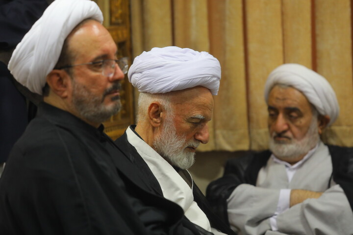 تصاویر / مجلس بزرگداشت قائد شهید امت حضرت آیت الله العظمی خامنه ای و شهدای خانواده ایشان (ره) توسط آیت‌الله العظمی جوادی آملی