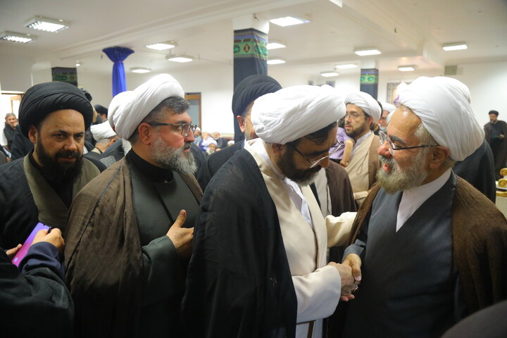 تصاویر / مجلس بزرگداشت قائد شهید امت حضرت آیت الله العظمی خامنه ای و شهدای خانواده ایشان (ره) توسط آیت‌الله العظمی جوادی آملی