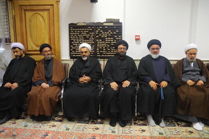 تصاویر / مجلس بزرگداشت قائد شهید امت حضرت آیت الله العظمی خامنه ای و شهدای خانواده ایشان (ره) توسط آیت‌الله العظمی جوادی آملی