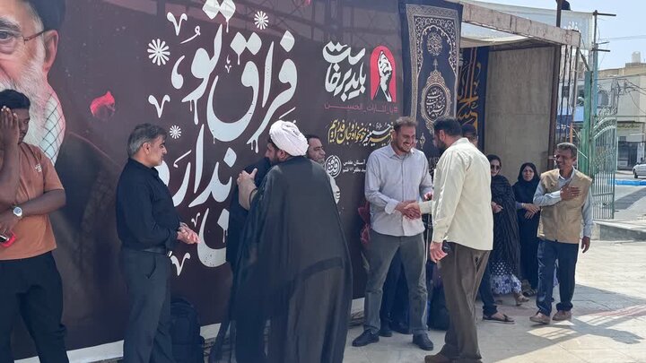 تصاویر/ بدرقه خادمان موکب انصارالمهدی (عج) قشم به مقصد کربلای معلی