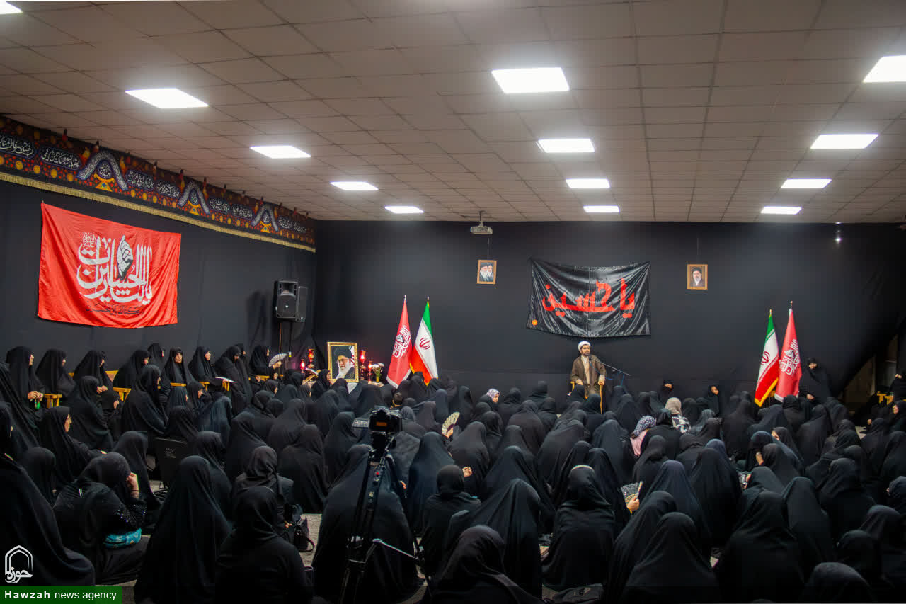 تصاویر/ سومین روز از مراسم عزاداری آقای شهید ایران در بیت امام جمعه زنجان