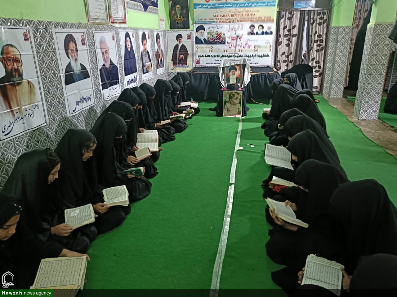 برگزاری مراسم بزرگداشت رهبر شهید مدرسه در مدرسه بنتالهدی هند