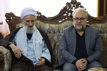 تصاویر/ حضور نماینده ولی فقیه در استان در منزل مرحوم شمشیربند، از فرماندهان دفاع مقدس