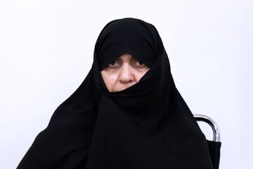 مدرسه علمیه نرجس(س)؛ میربان بیش از ۷۰۰ زائر تشییع قائد شهید/ تجلی روحیه جهادی بانوان طلبه در خدمت‌رسانی