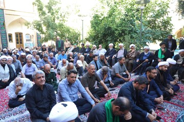 تصاویر/ دومین روز از مراسم هفتم رهبر شهید امت در حوزه علمیه یزد برگزار شد