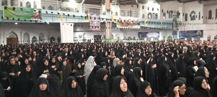 تصاویر/ مراسم گرامیداشت هفتمین روز شهادت امام خامنه ای (ره) در مصلّای قدس آمل