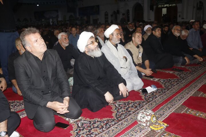تصاویر/ مراسم گرامیداشت هفتمین روز شهادت امام خامنه ای (ره) در مصلّای قدس آمل