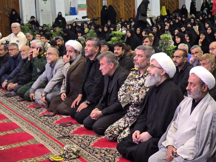 تصاویر/ مراسم گرامیداشت هفتمین روز شهادت امام خامنه ای (ره) در مصلّای قدس آمل