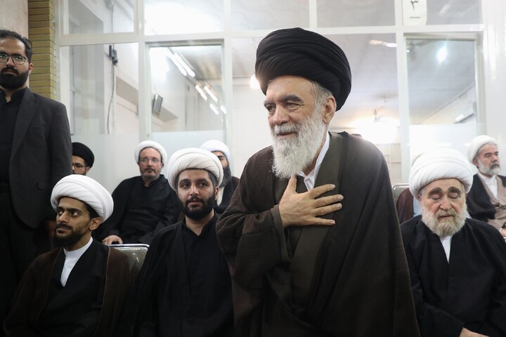 Cerimonia commemorativa del Leader martire della Umma da parte dell’Ayatollah Sistani a Qom