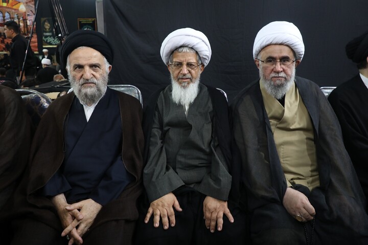 Cerimonia commemorativa del Leader martire della Umma da parte dell’Ayatollah Sistani a Qom