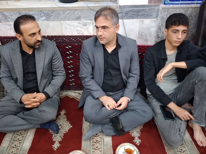 تصاویر/ مراسم بزرگداشت رهبر شهید (ره) در مسجد حضرت ولی عصر (عج) گلوگاه