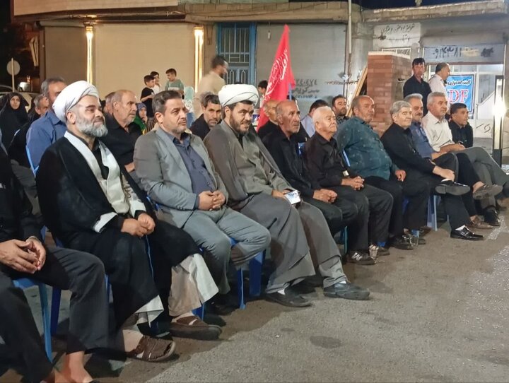 تصاویر/ استمرار تجمعات شبانه شهروندان باروقی در تجدید میثاق با آرمان‌های انقلاب