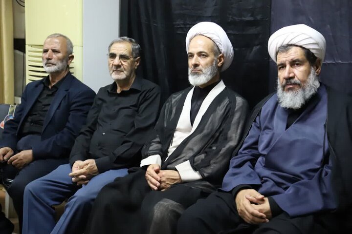 تصاویر/ محفل انس با قرآن کریم بمناسبت شهادت قائد اعظم، حضرت آیت الله خامنه‌ای در میاندوآب