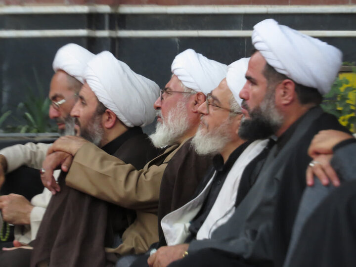تصاویر/ مراسم بزرگداشت شهید حضرت آیت الله العظمی امام سید علی حسینی خامنه ای (ره) در مدرسه علمیه امام خمینی خوی