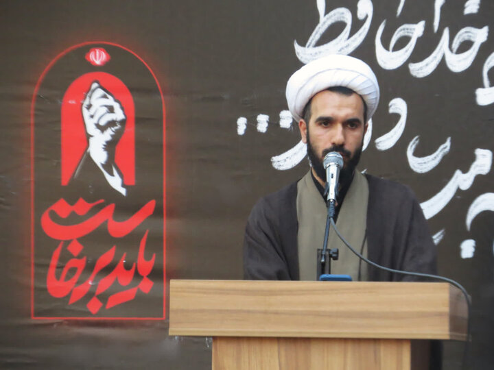 تصاویر/ مراسم بزرگداشت شهید حضرت آیت الله العظمی امام سید علی حسینی خامنه ای (ره) در مدرسه علمیه امام خمینی خوی