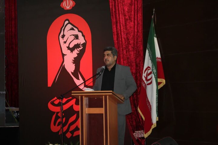 تصاویر/اختتامیه پنجمین کنگره ملی شعر عاشورایی در ساوه