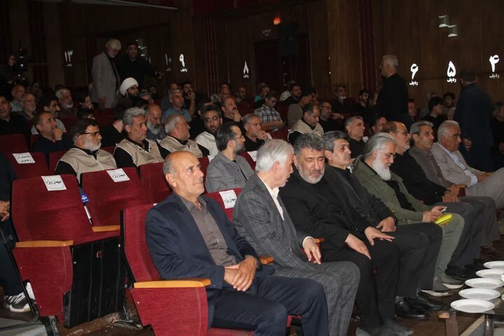 تصاویر/اختتامیه پنجمین کنگره ملی شعر عاشورایی در ساوه