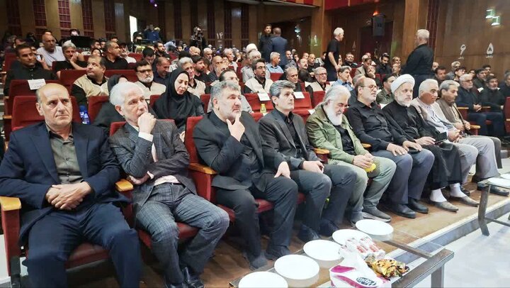 تصاویر/اختتامیه پنجمین کنگره ملی شعر عاشورایی در ساوه