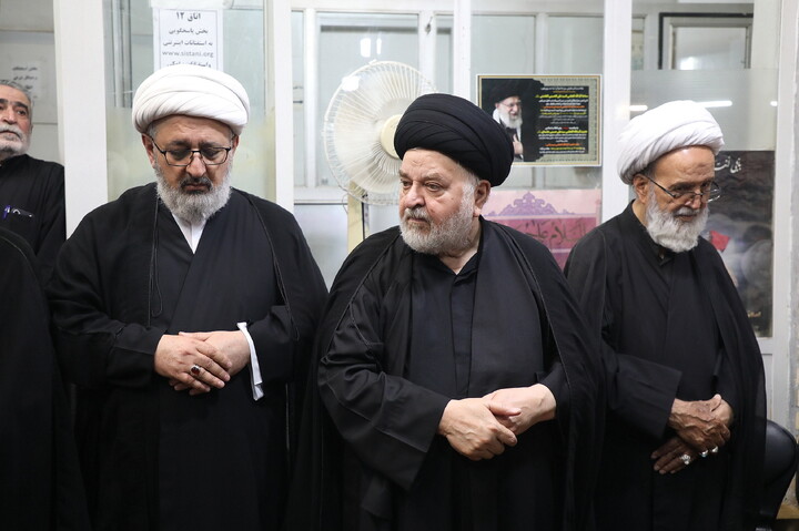 تصاویر/ مراسم گرامیداشت قائد شهید امت از سوی آیت الله العظمی سیستانی در قم