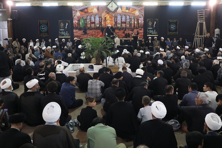 تصاویر/ مراسم گرامیداشت قائد شهید امت از سوی آیت الله العظمی سیستانی در قم