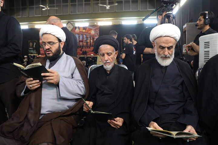 تصاویر/ مراسم گرامیداشت قائد شهید امت از سوی آیت الله العظمی سیستانی در قم