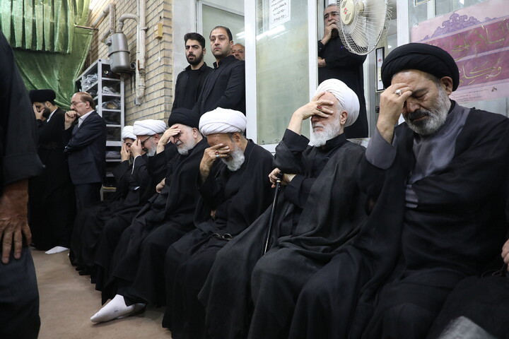 تصاویر/ مراسم گرامیداشت قائد شهید امت از سوی آیت الله العظمی سیستانی در قم