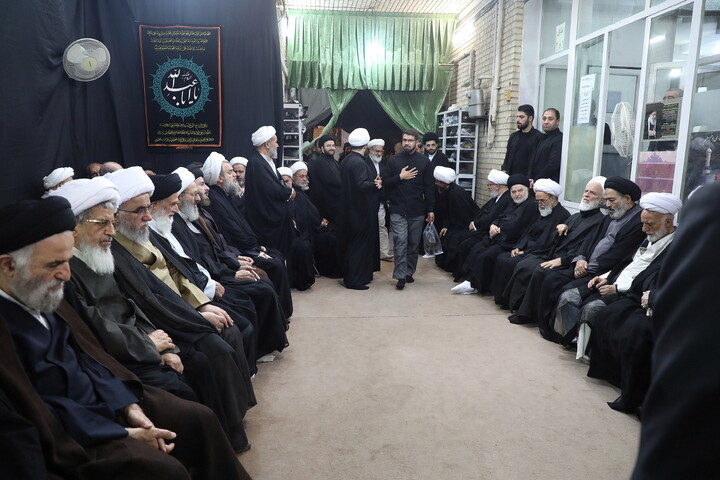 تصاویر/ مراسم گرامیداشت قائد شهید امت از سوی آیت الله العظمی سیستانی در قم