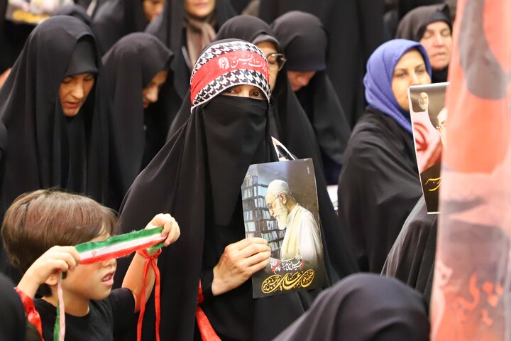 مجلس بزرگداشت رهبر شهید