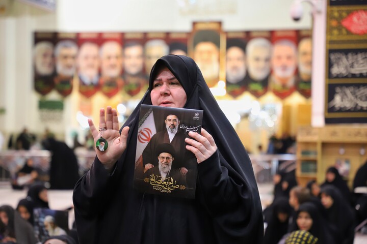 مجلس بزرگداشت رهبر شهید