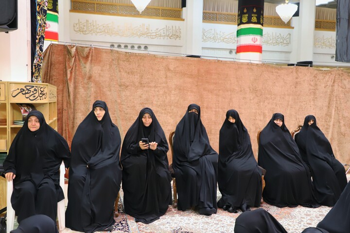 مجلس بزرگداشت رهبر شهید