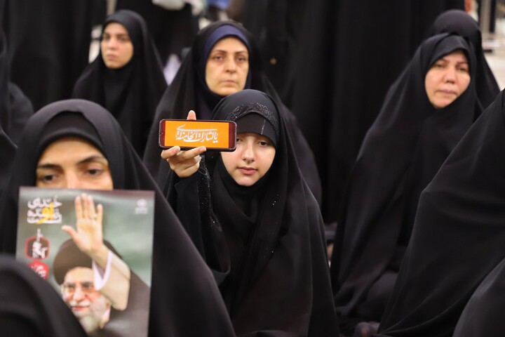 مجلس بزرگداشت رهبر شهید